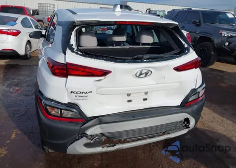 2022 Hyundai Kona Se z USA, uszkodzony, nr VIN KM8K22AB2NU771666